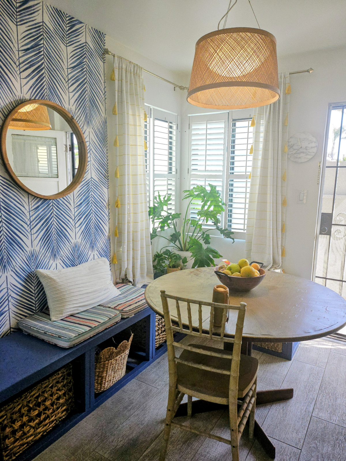 Couture Cottage in Garden - Photo 1