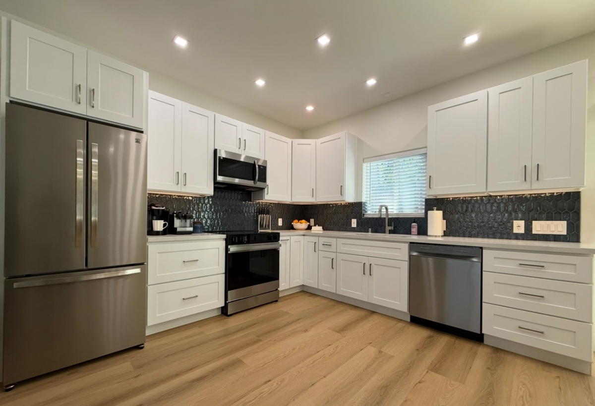 Luxury New Construction ADU /Private Detached Fully Furnished Executive Rental / Ideal for Traveling Professionals - Photo 6