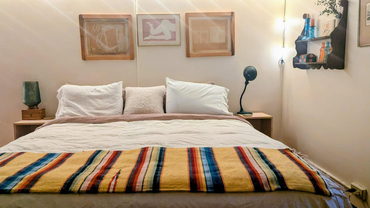 Artsy Furnished Rental with King Bed, Shared Kitchen and Cozy Porch Space - Photo 2