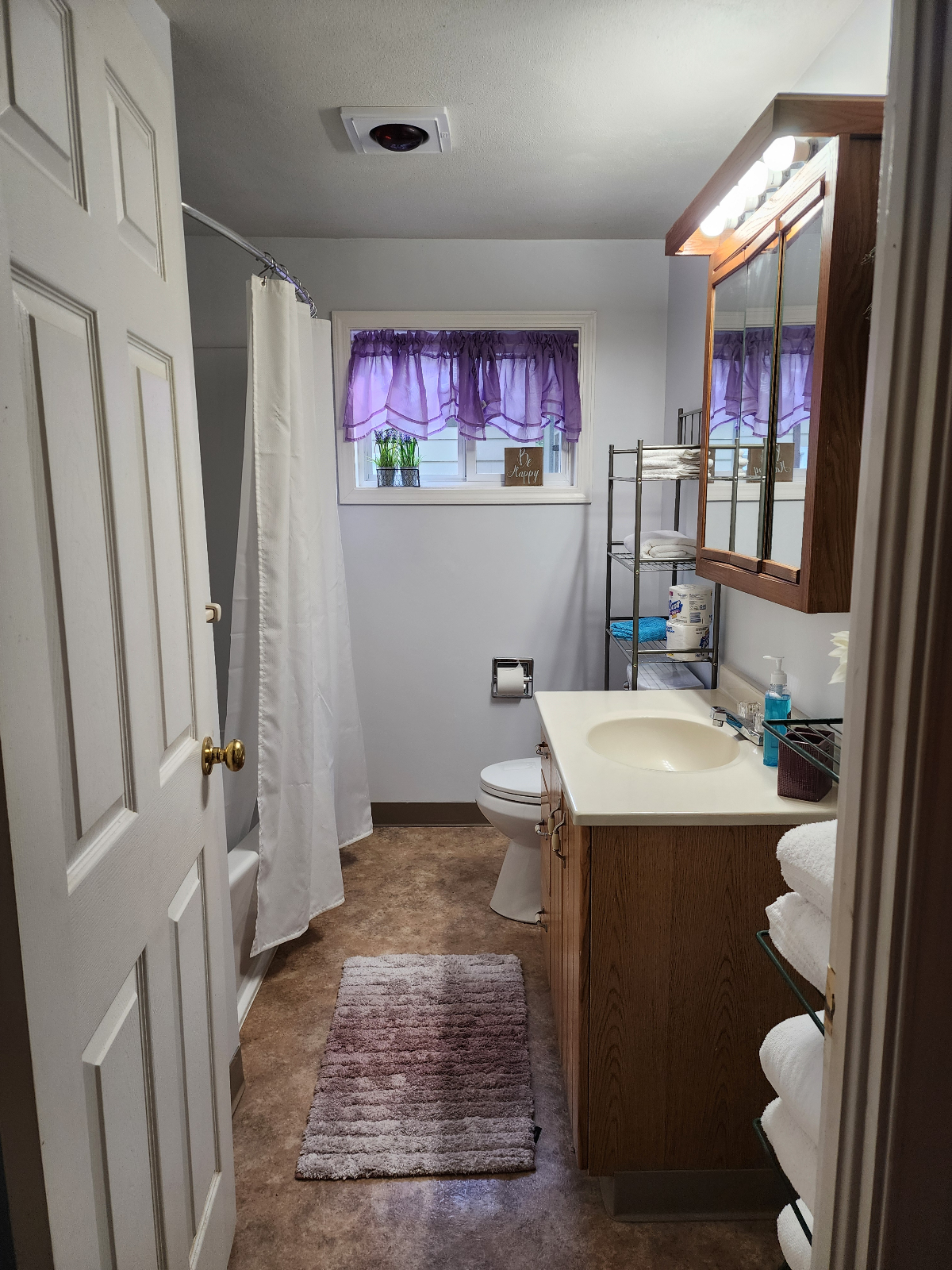 Cozy, Quiet, Country Setting 2-Bedroom Home -  with All Amenities, and Easy Access to All Major High - Photo 9