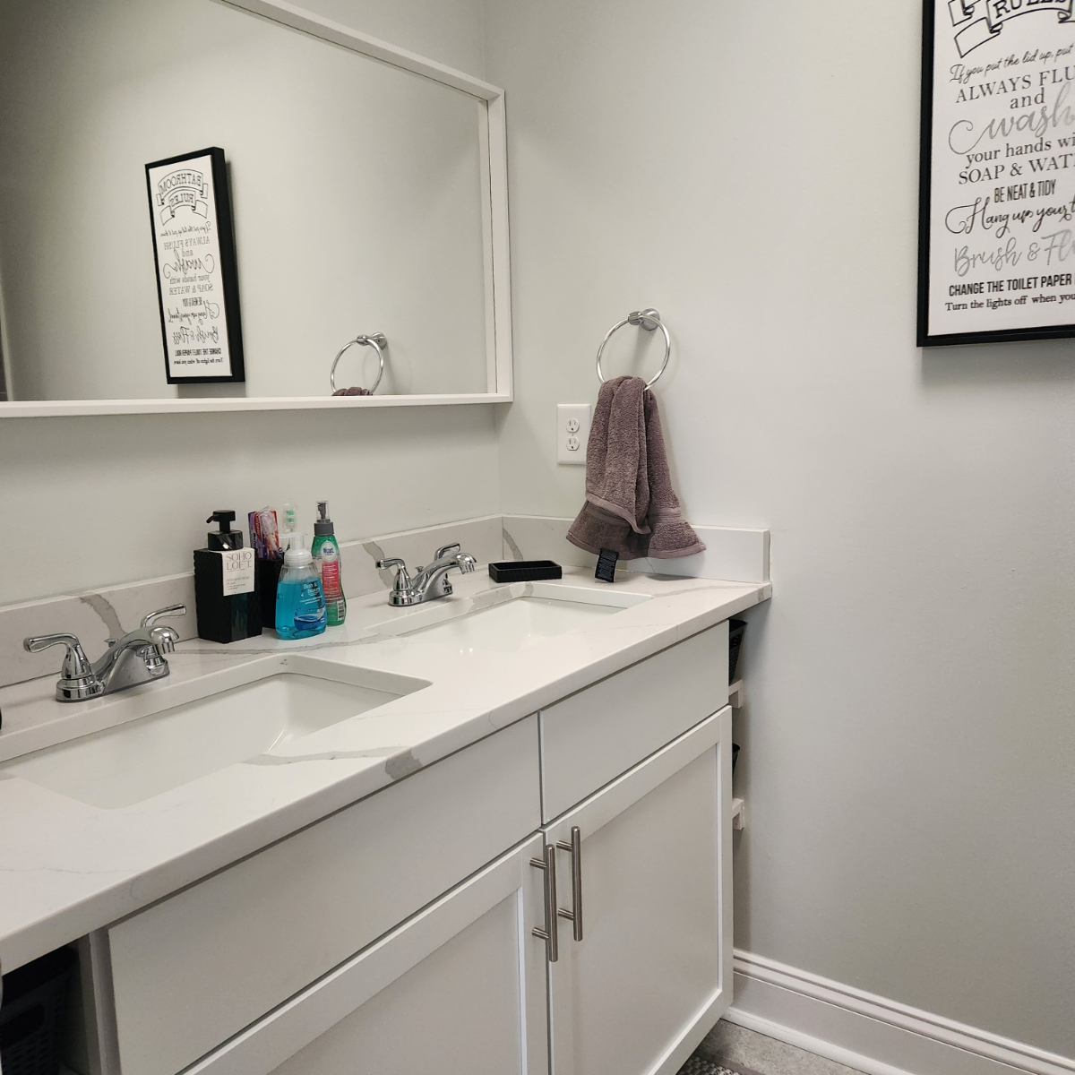 Newly Renovated Single-Family Home - Photo 9