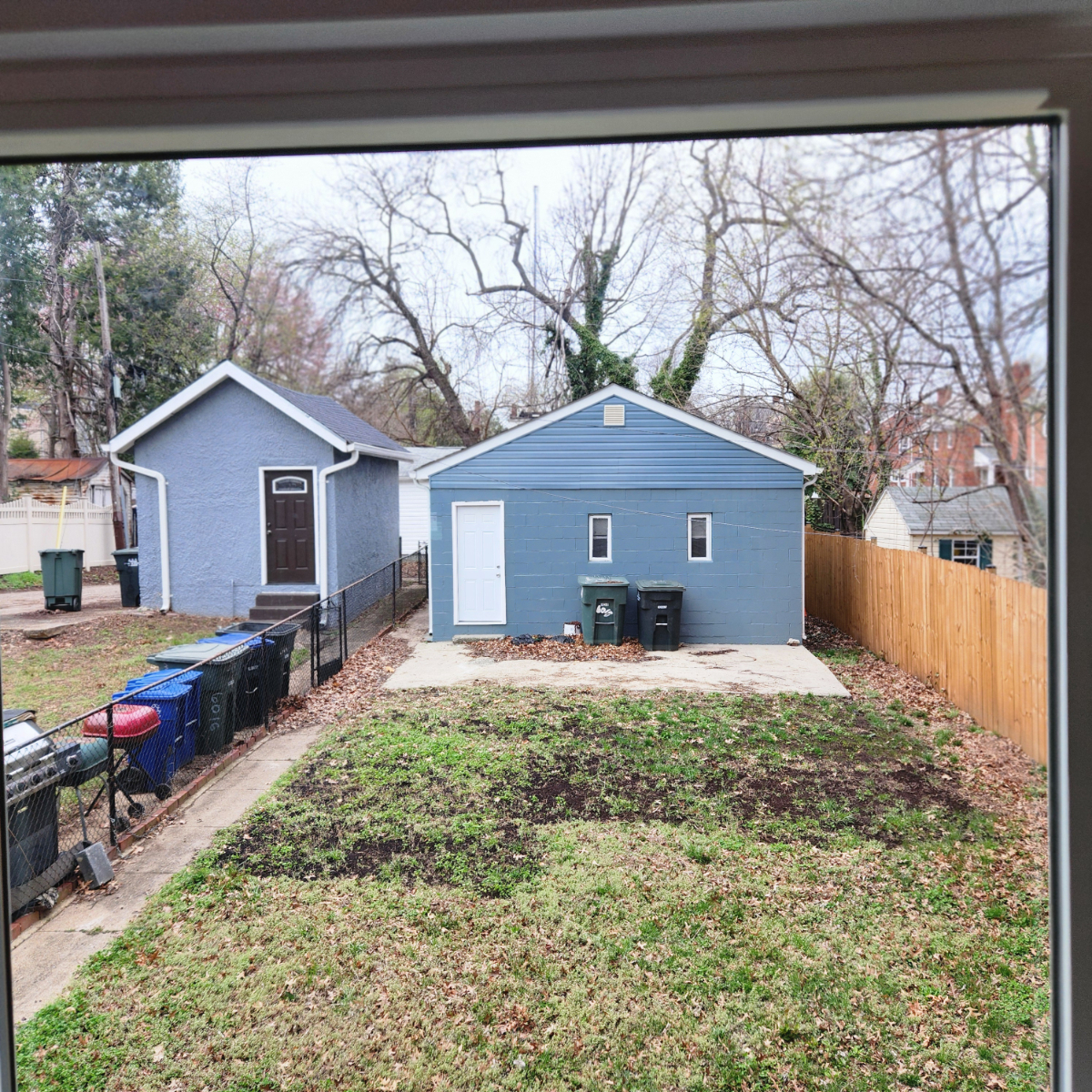 Newly Renovated Single-Family Home - Photo 3