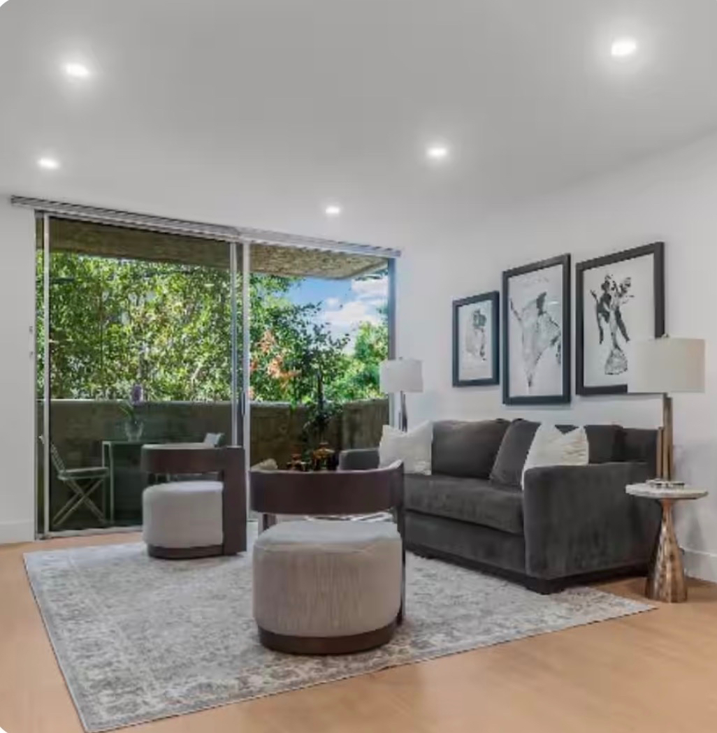 Furnished 2 bedroom Brentwood Condo- walk to Cafes and Shops - Photo 3