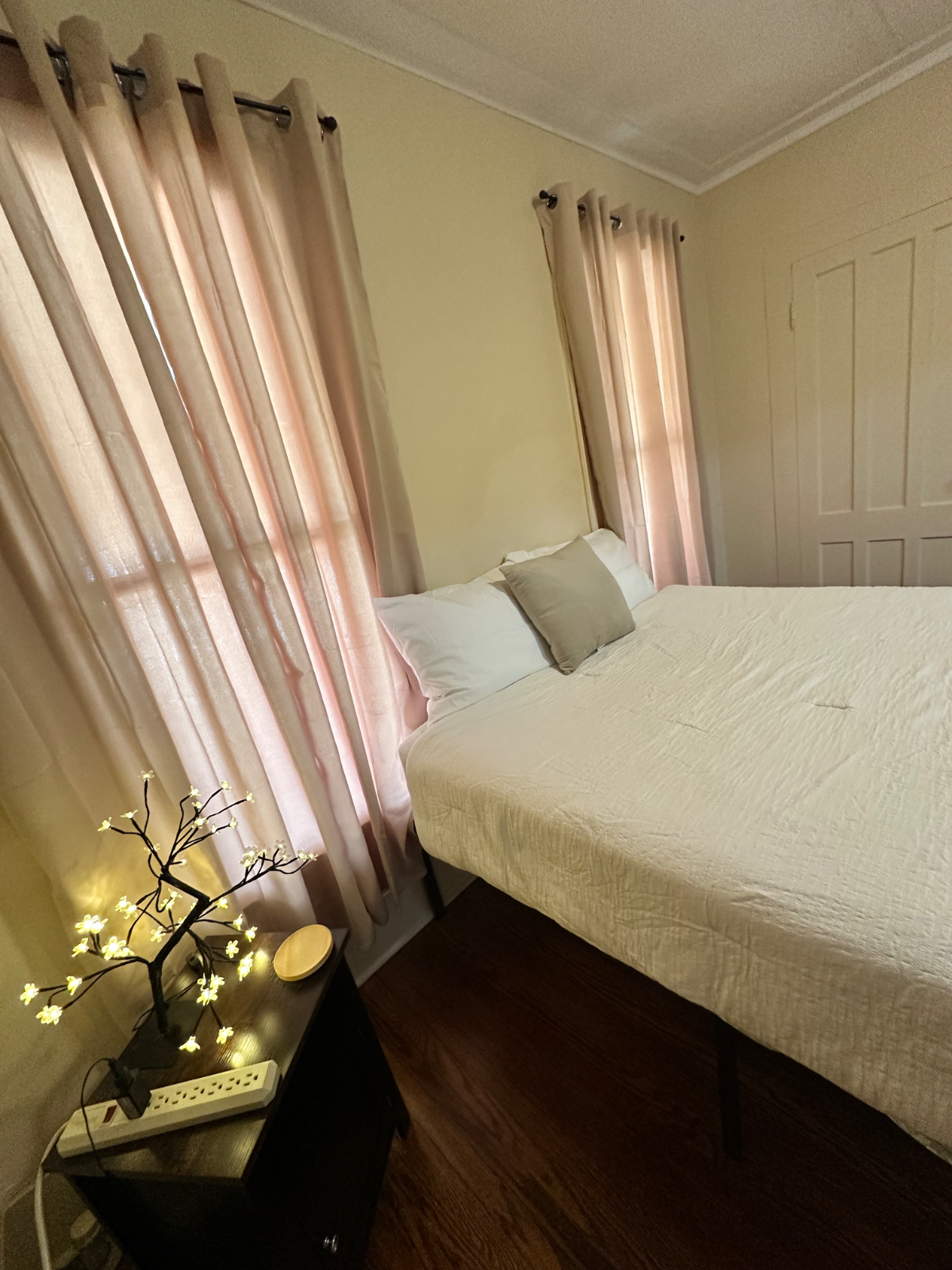 Private 1-Bedroom Apartment Near Syracuse Hospitals | No Sharing | Free Wi-Fi | Off street parking - Photo 4