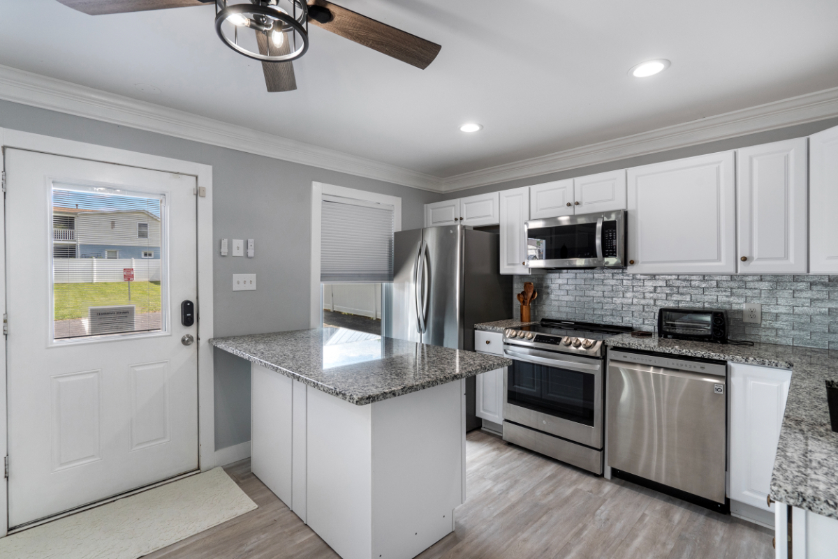 Furnished Studio Near Harpers Ferry, All Utilities Included - Photo 4