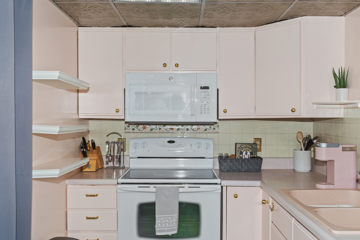 Fully Furnished Beacon Home Near Hospitals, Metro-North - Photo 7