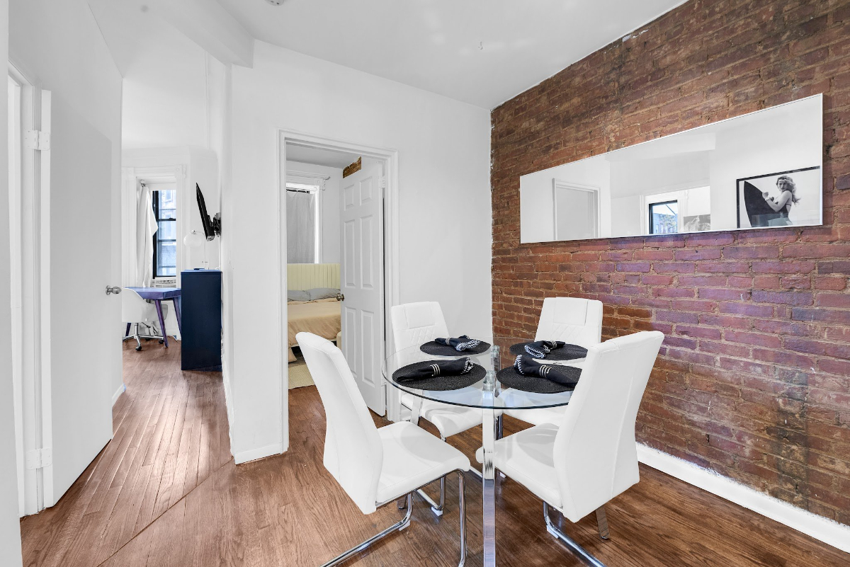 Chic Modern 3BR in Prime Park Slope — Steps to Prospect Park - Photo 9
