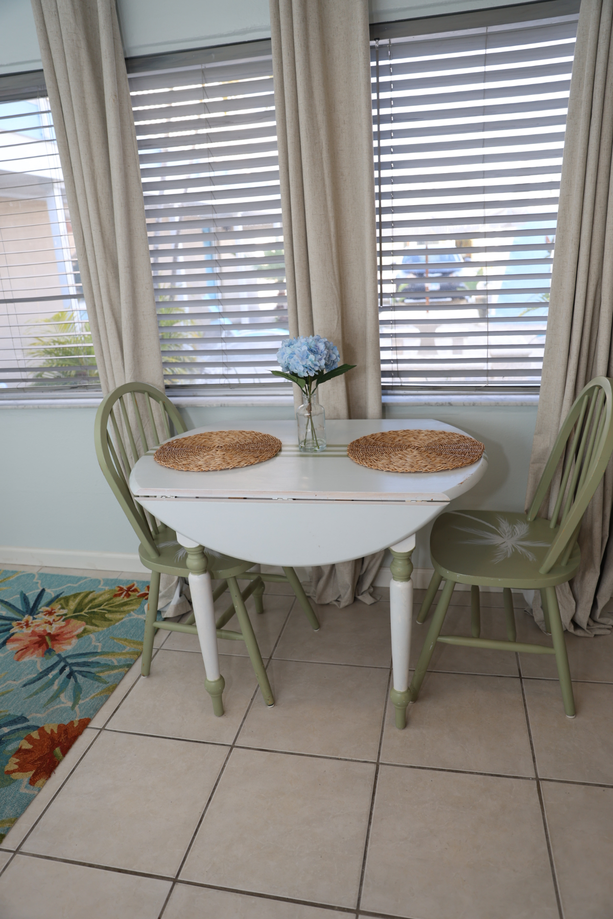 Cozy Beach Getaway - Photo 5