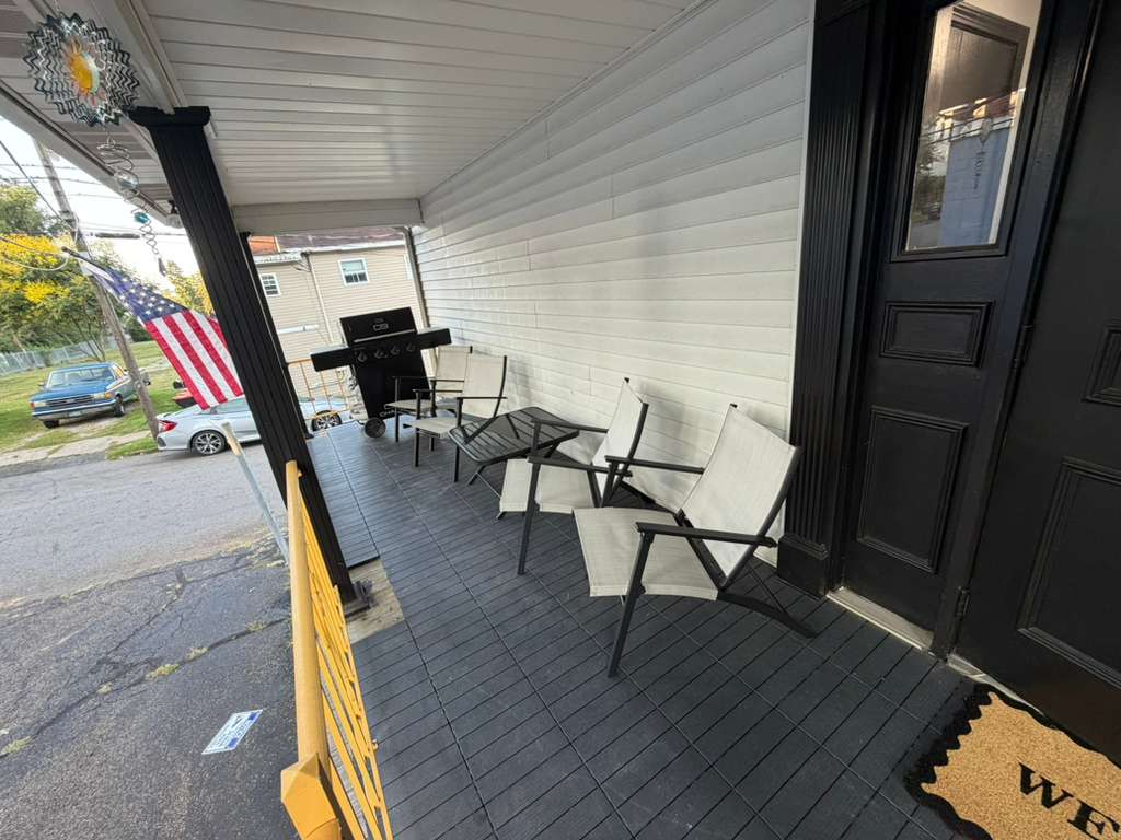 1100 Murdoch Ave - Newly Furnished Studio Apartments 1150$/month - Utilities Included - Perfect for - Photo 1