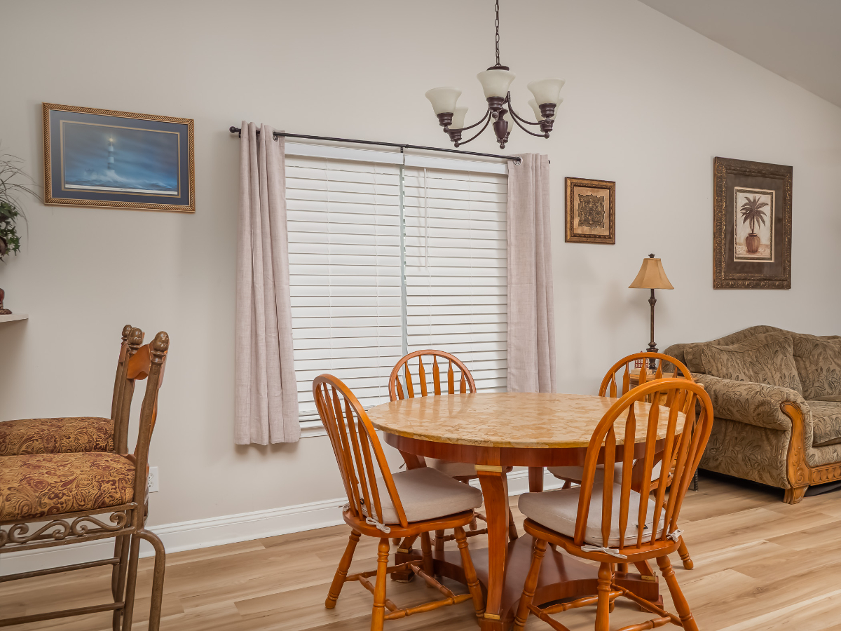 Pet Friendly Lexington Retreat Fully Furnished 2BR 2BA - Photo 5