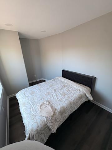 Fully Furnished One-Bedroom Apartment with Modern Finishes, Utilities Included & Private Parking - Photo 5