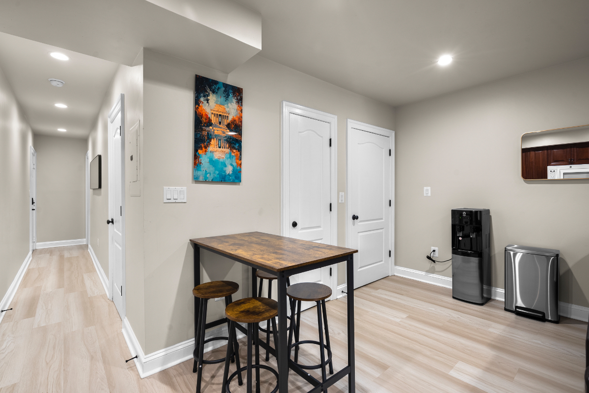 Modern 2BR Condo Near H St Corridor Fully Furnished & Move-In Ready - Photo 3