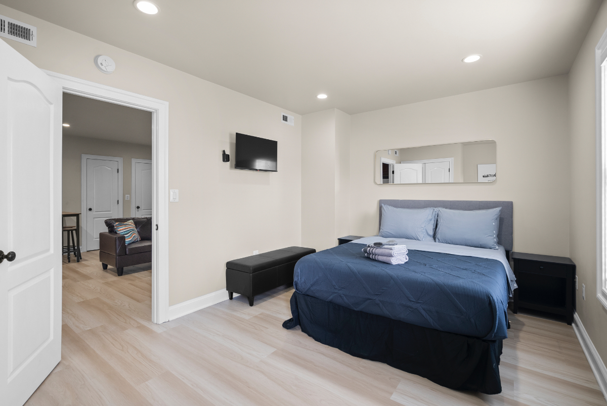 Modern 2BR Condo Near H St Corridor Fully Furnished & Move-In Ready - Photo 4