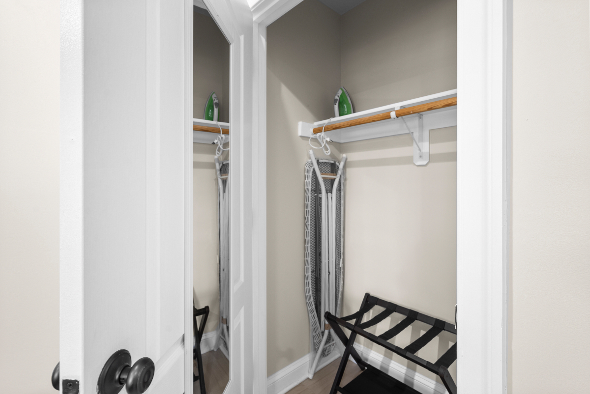Modern 2BR Condo Near H St Corridor Fully Furnished & Move-In Ready - Photo 6