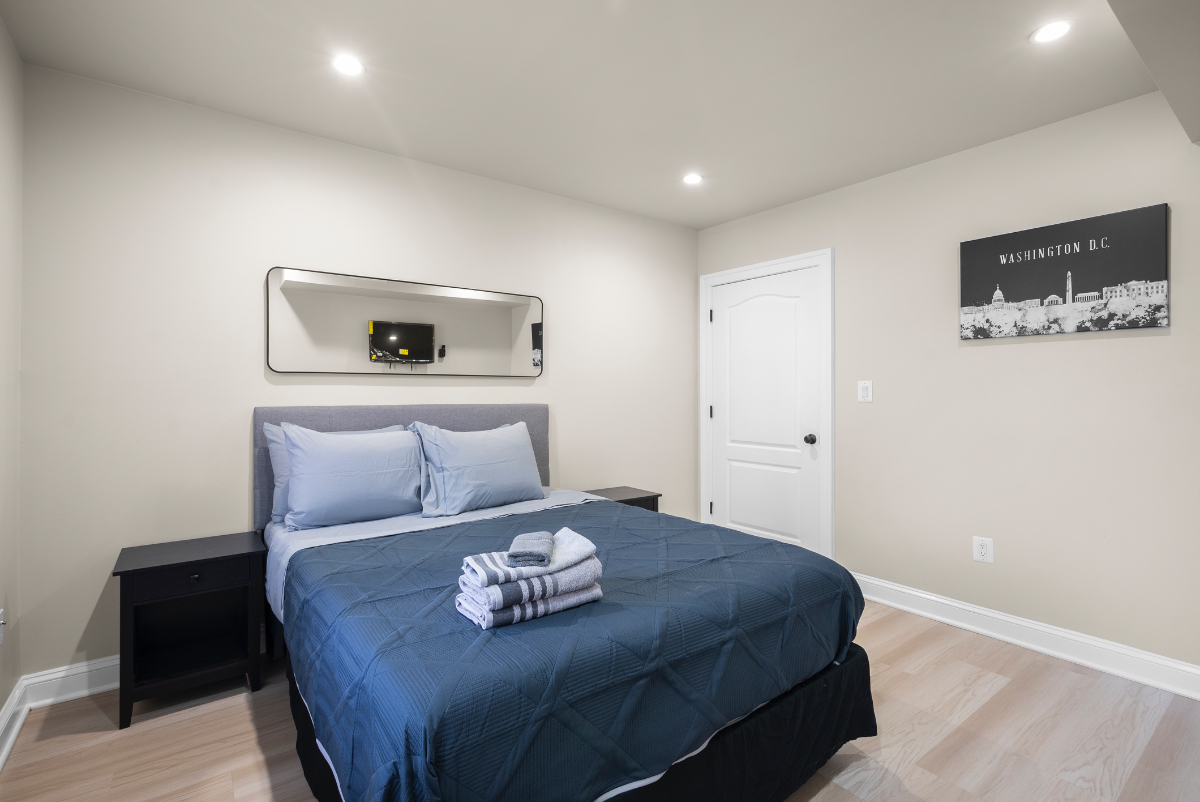 Modern 2BR Condo Near H St Corridor Fully Furnished & Move-In Ready - Photo 7