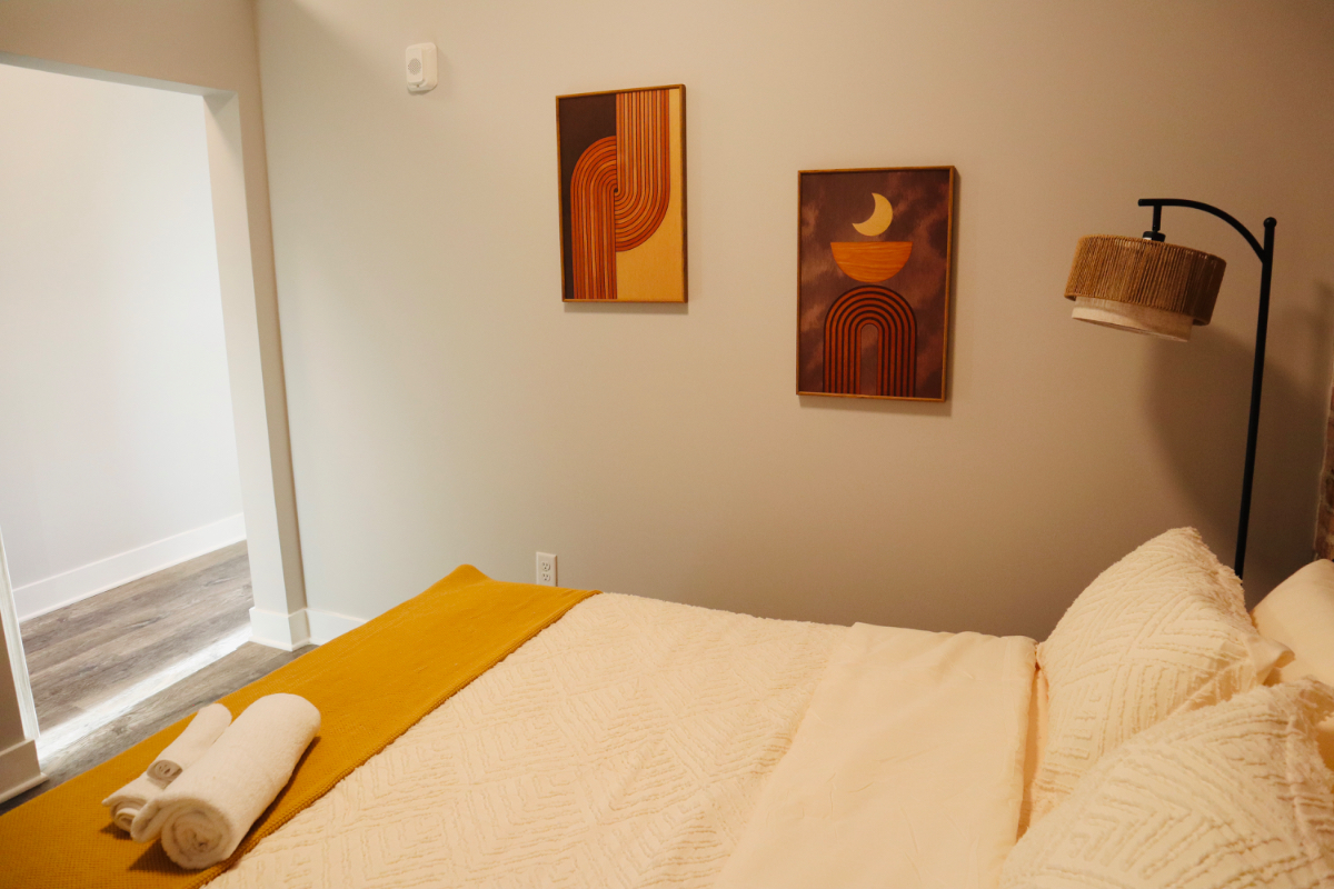 Charming Industrial Apartment in Troy's Riverfront District - Photo 2