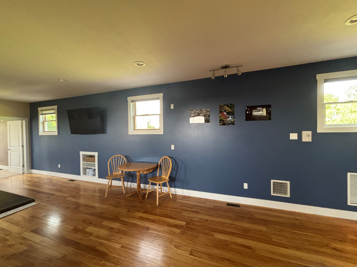 Philo Heights: Beautiful Charlotte Apartment near Mount Philo - Photo 3