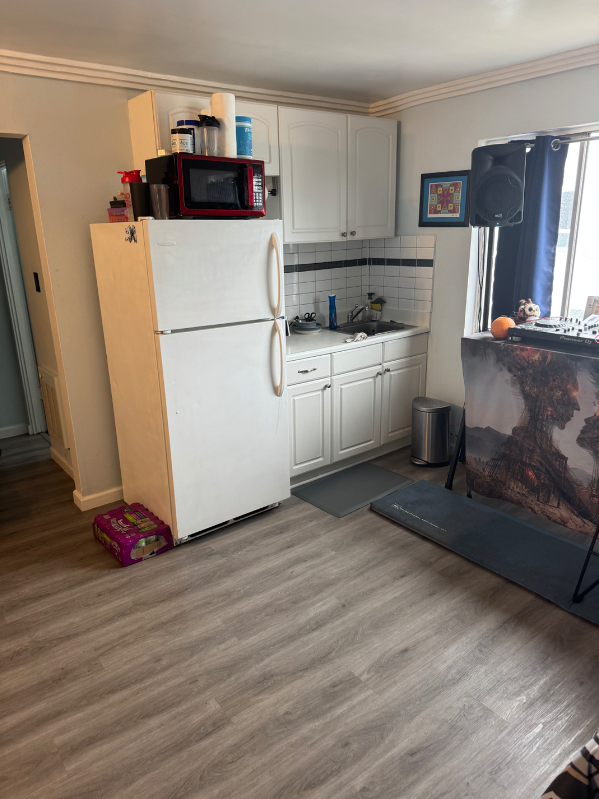 Venice Beach Studio Centrally Located - Photo 5