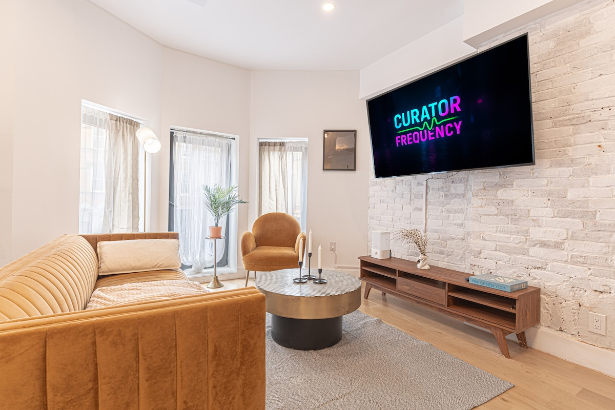 Stylish & Renovated Studio near Train W/D - Photo 5