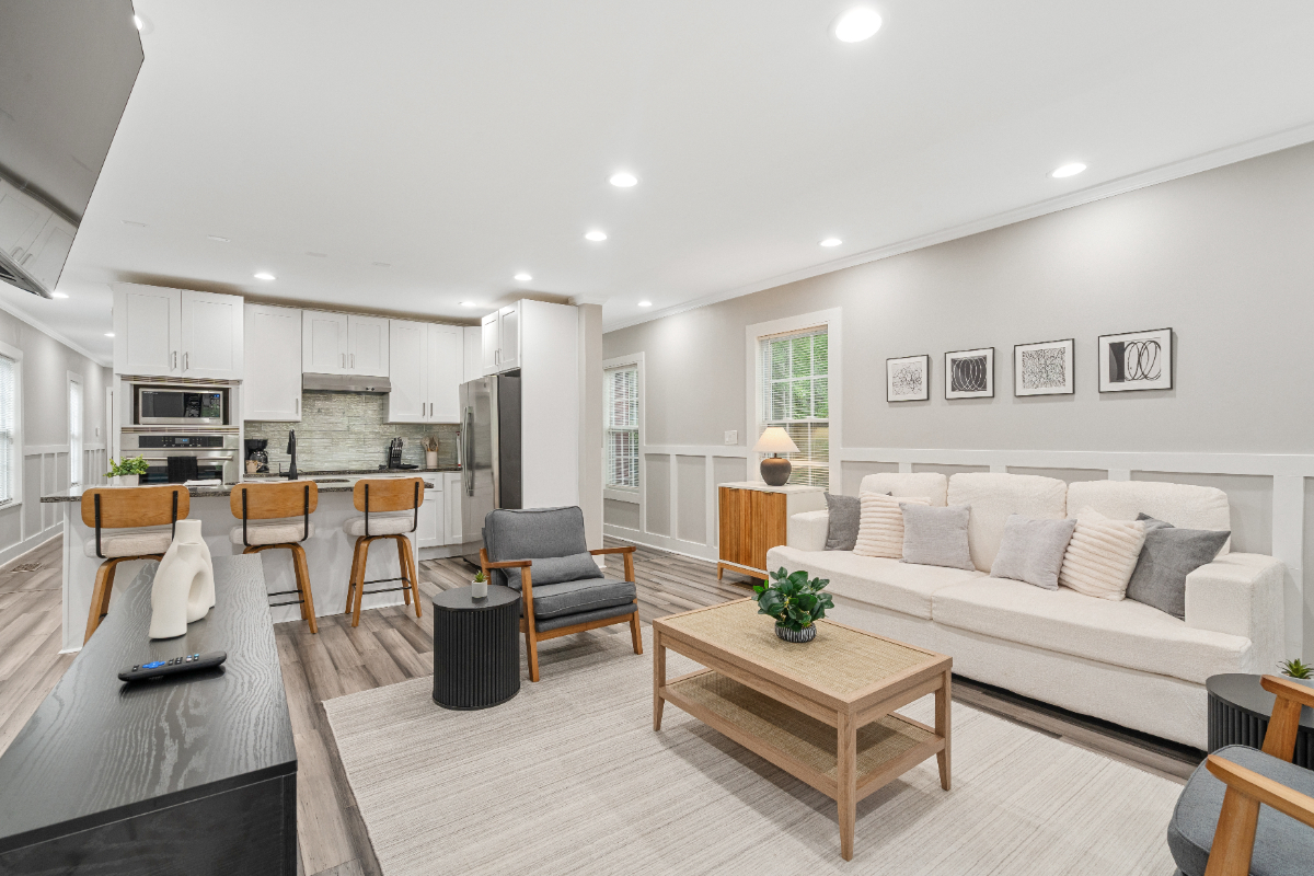 Stylish 4BR Home Near ATL Airport & Downtown - Photo 8