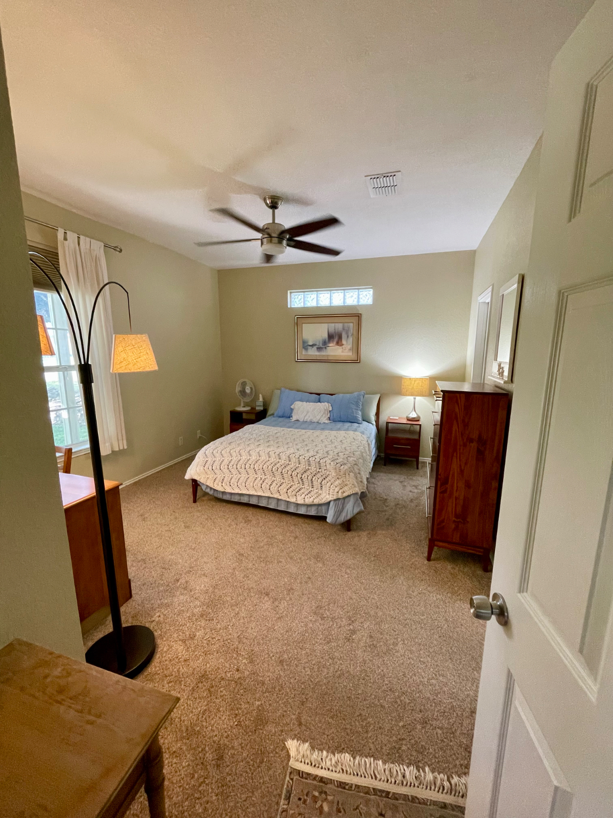 Oak Cottage Nestled Under an Ancient Oak - Private Room, En-Suite Bathroom & Walk-In Closet in a Hom - Photo 4