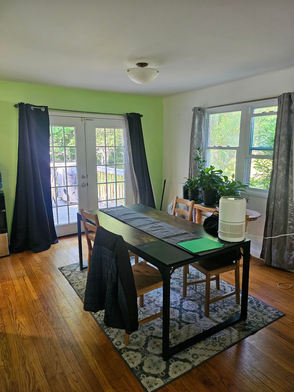 Bedroom in Suburban Home - Photo 2