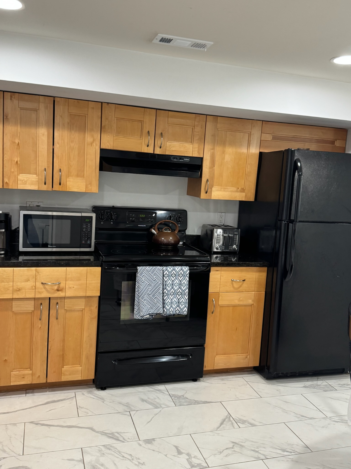Shared 2-Bdrm Lower level Home Starting at $1400ea per Month- Wash Hospital Ctr, Howard Univ Hospita - Photo 9