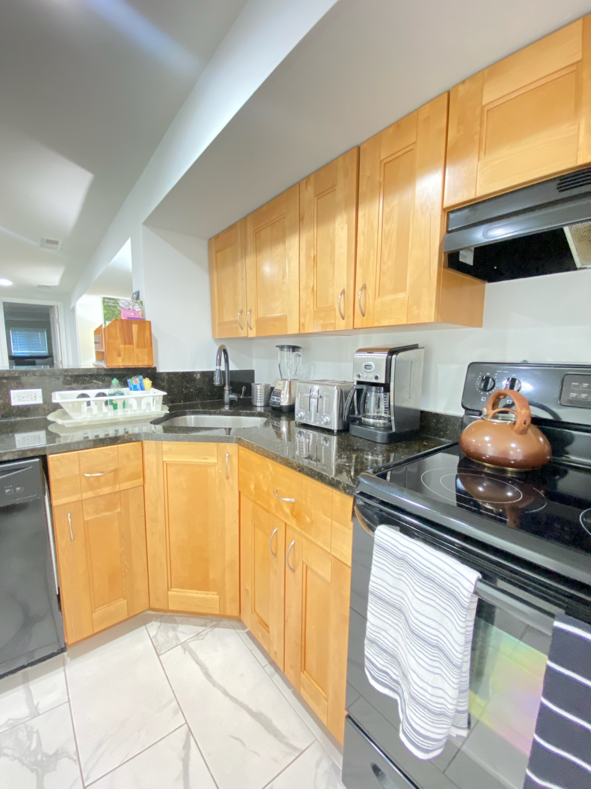 Shared 2-Bdrm Lower level Home Starting at $1400ea per Month- Wash Hospital Ctr, Howard Univ Hospita - Photo 12