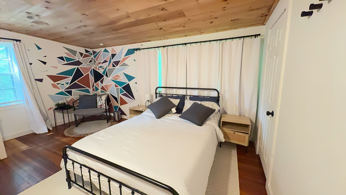 Beautiful Furnished Home with Cozy Rustic Finishes - Photo 3