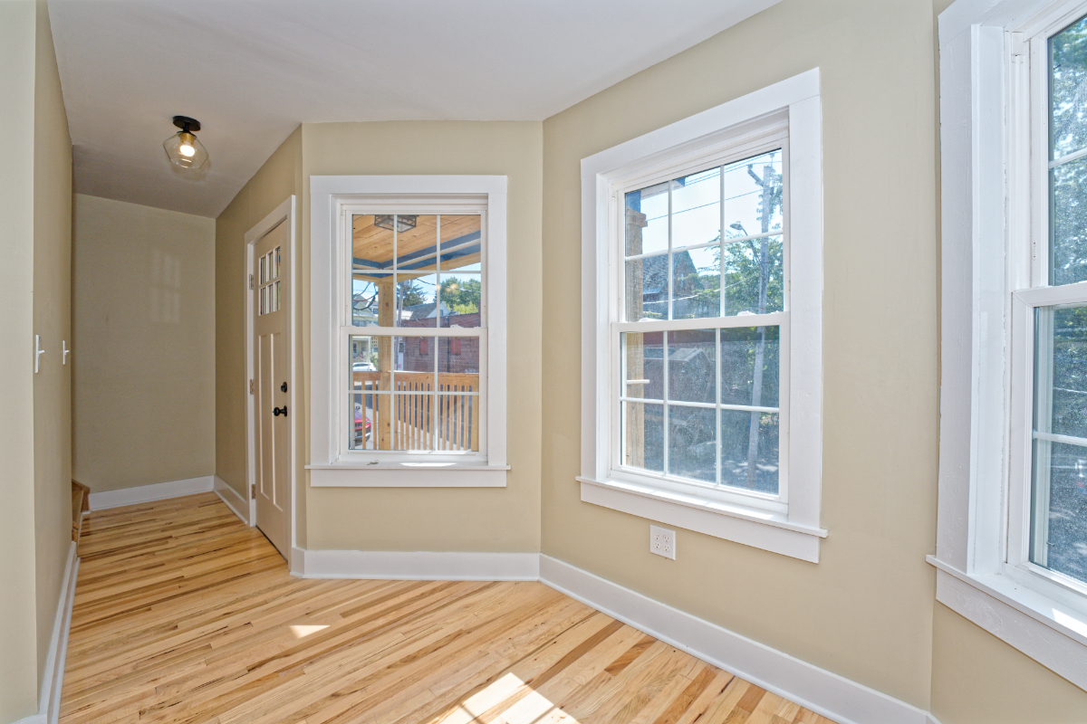 Completely Updated Rooms with new furniture home luxuries - Photo 5