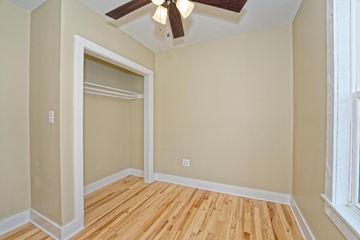 Completely Updated Rooms with new furniture home luxuries - Photo 12