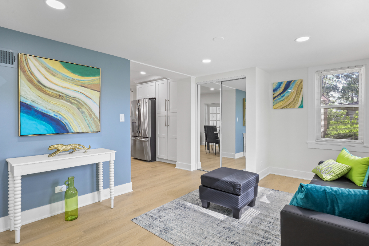 Modern 5BR Retreat  Near OHare & Rosemont - Photo 6