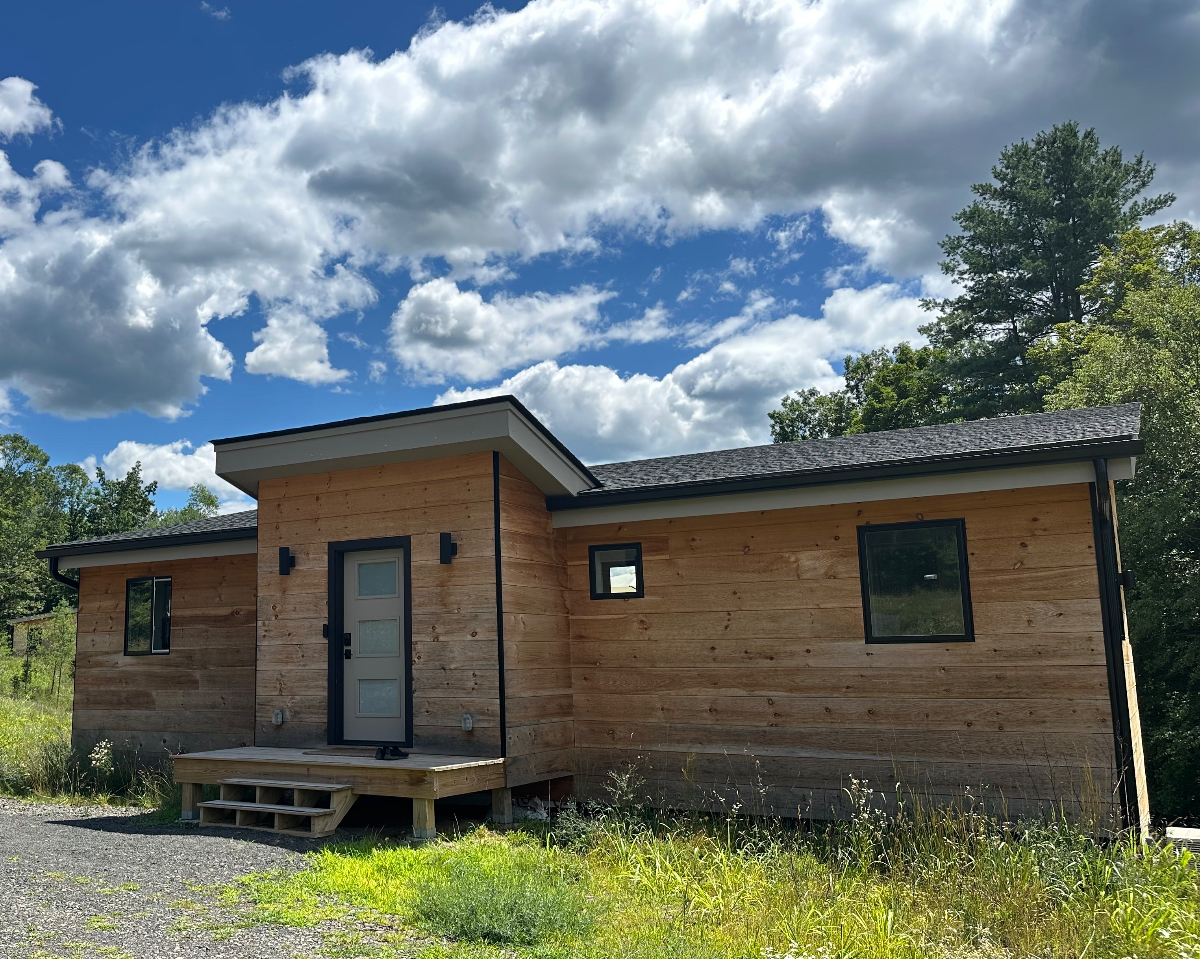 Rural Retreat: Modern, Furnished, 5 Acres & Stream - Photo 2