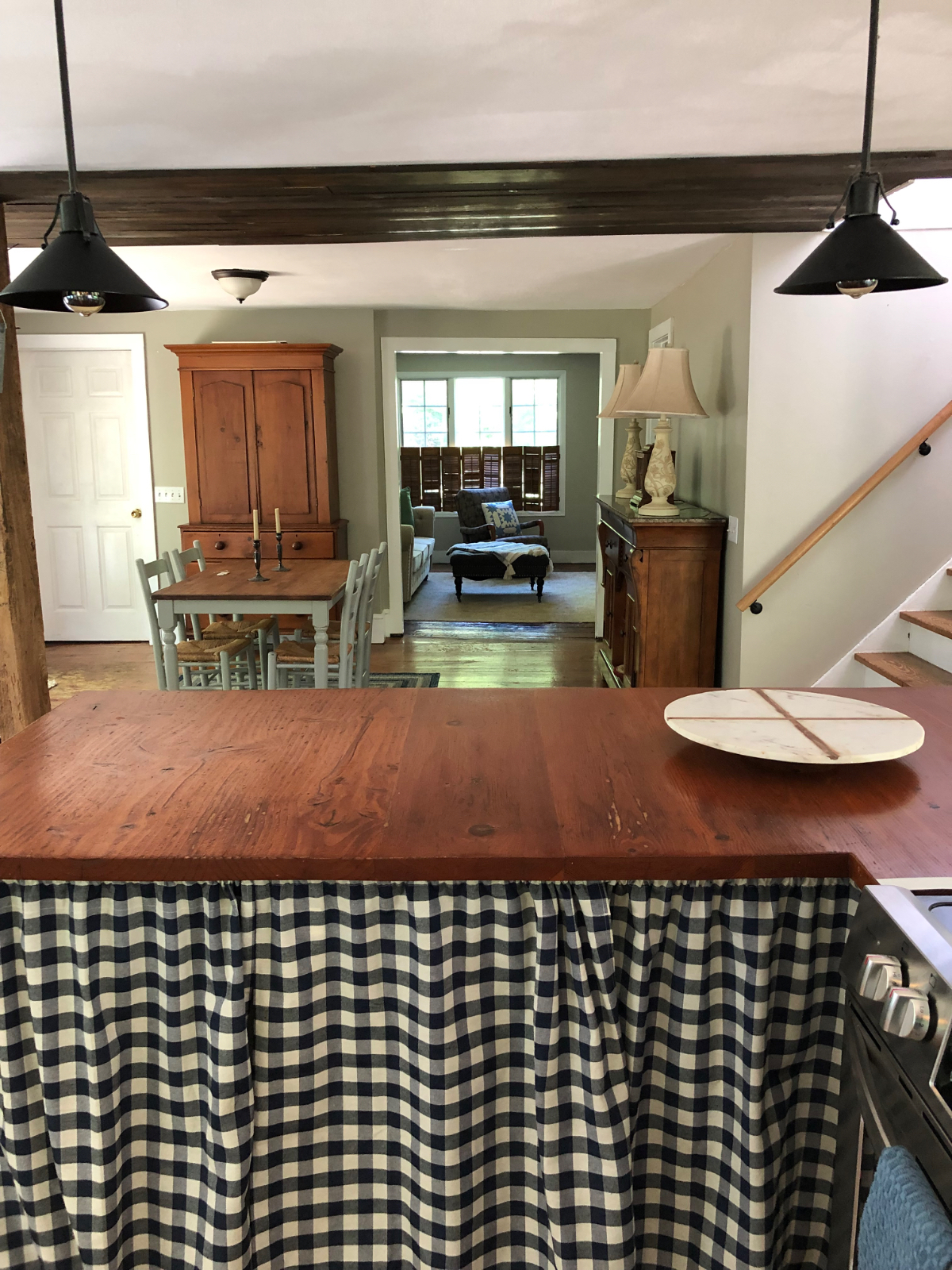 Creekside Farmhouse with vintage charm! - Photo 10