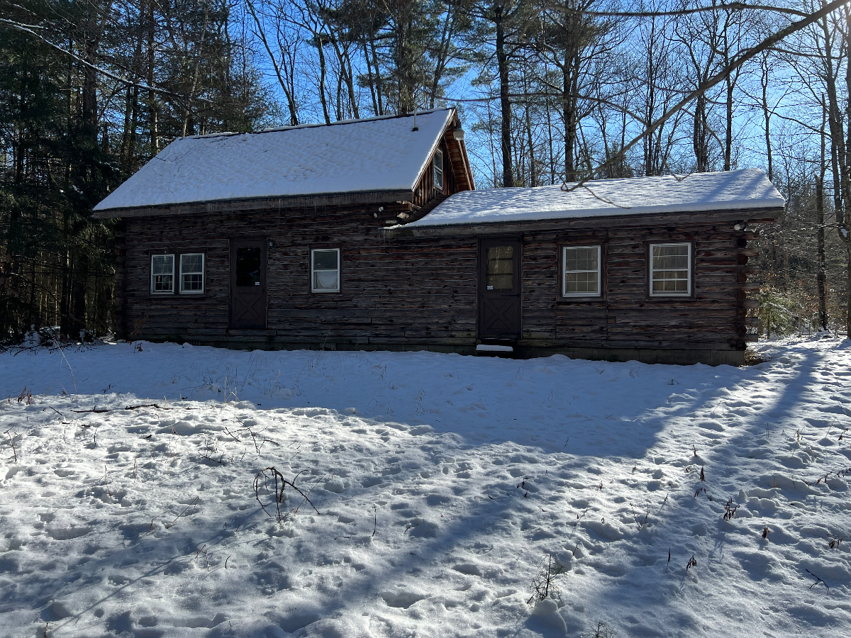 Private woodland retreat. Secluded cabin just 10 miles from town. - Photo 1