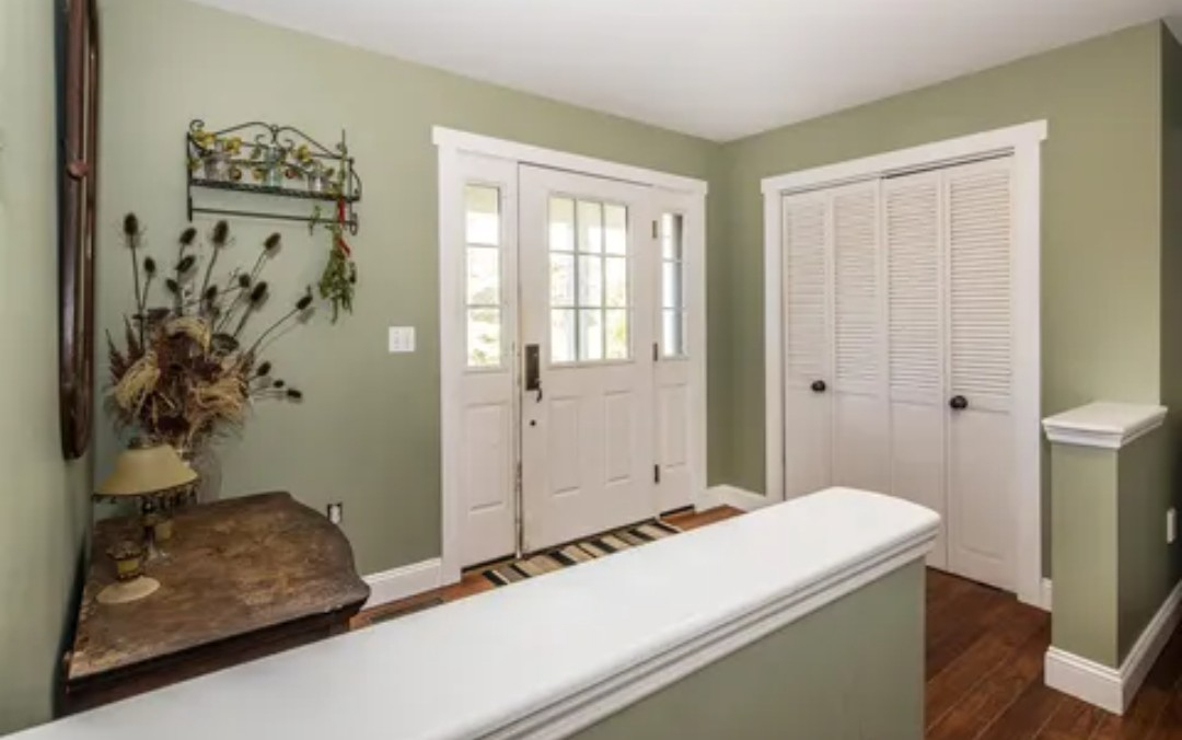 Quiet Furnished Apartment With Bonus Room Near Hospitals, University & Lake Bomoseen - Photo 5