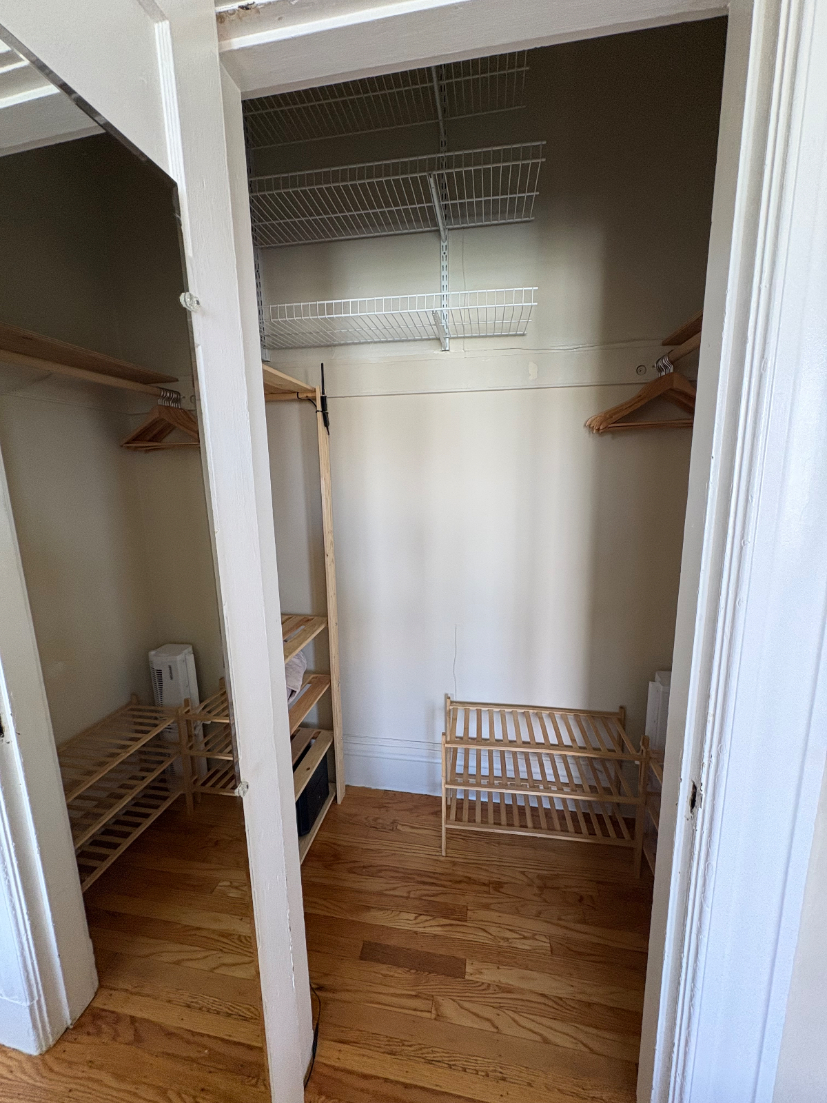 Sunny Bedroom/Office in the Haight - Photo 5