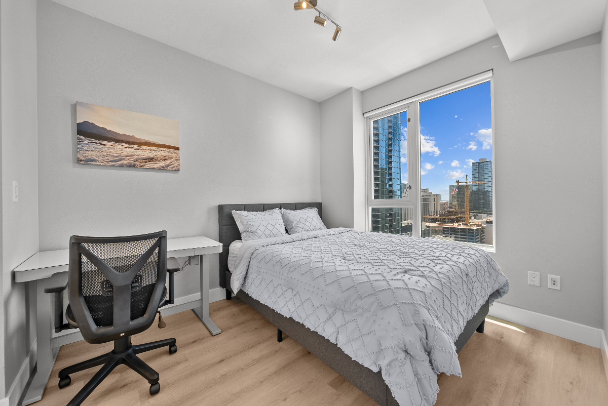 Little Italy (San Diego) High Rise View Condo (2bd 2ba) - Photo 5