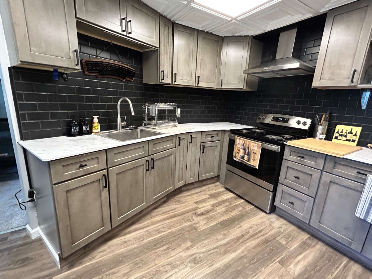 Immaculate 1 Bdr. Apartment with Private Yard and Free Offstreet Parking - Photo 9
