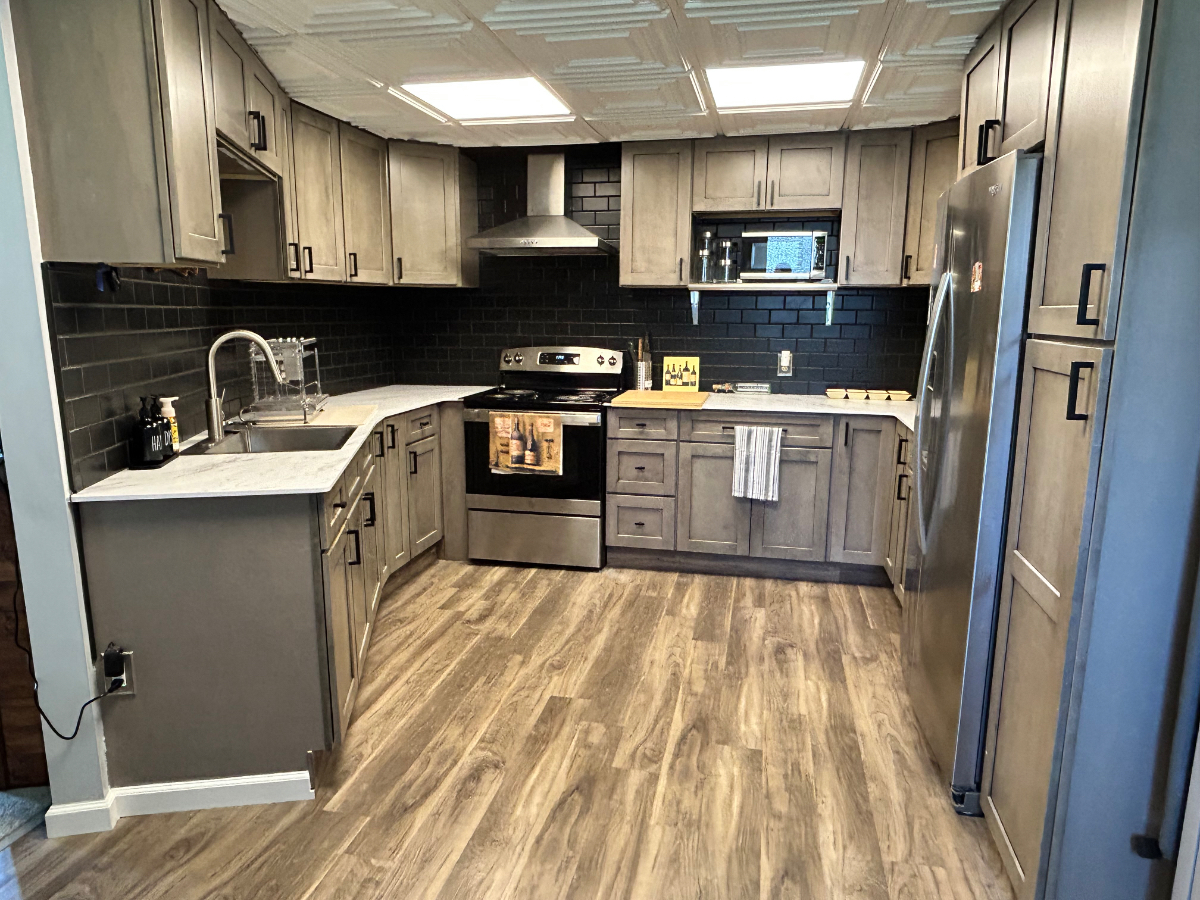 Immaculate 1 Bdr. Apartment with Private Yard and Free Offstreet Parking - Photo 8