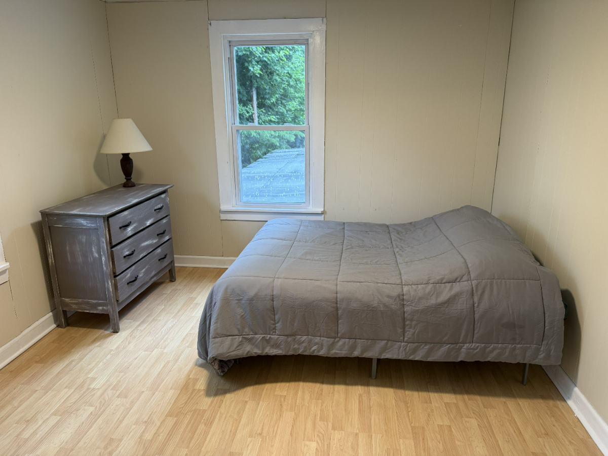Second Floor Apartment in Old North End - Photo 5