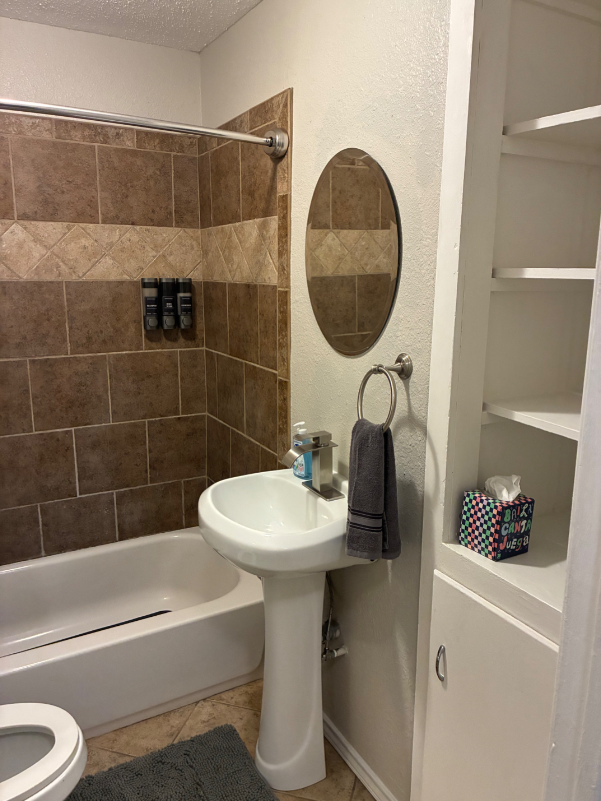 2bdrm near TTech and Covenant Med Center - Photo 6