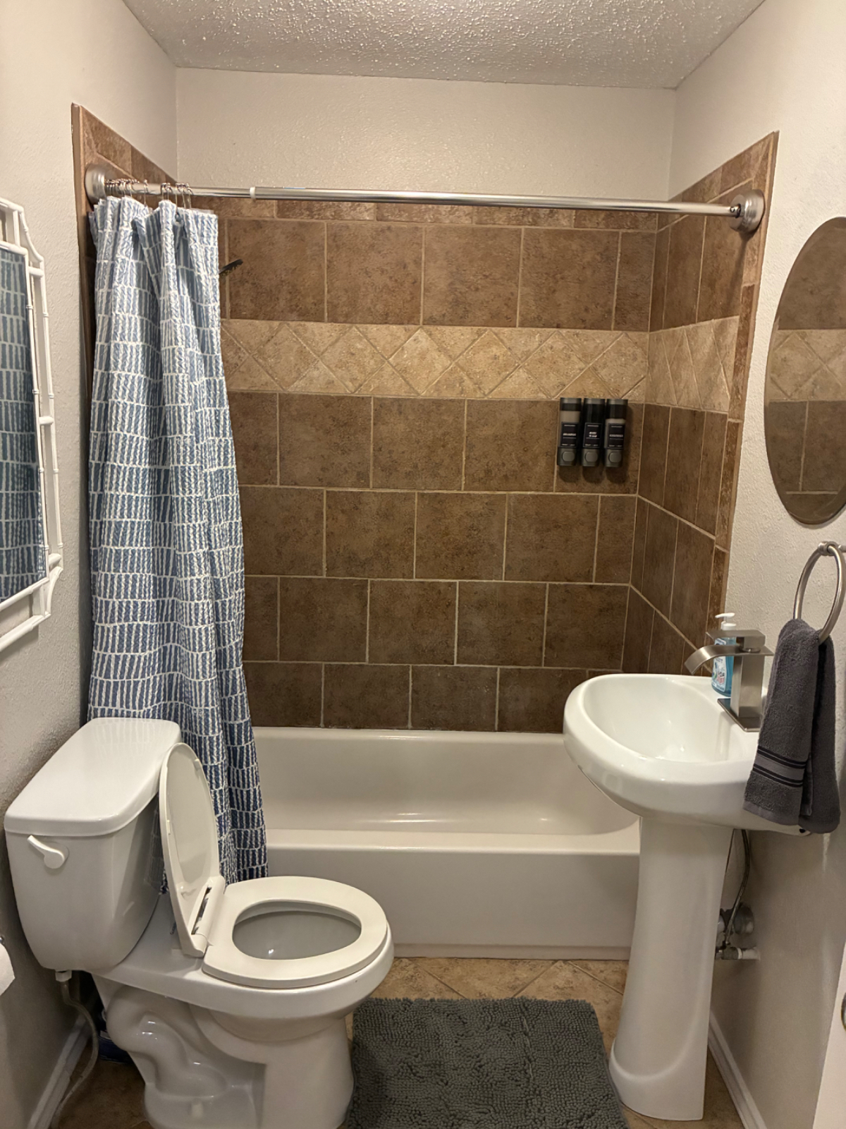 2bdrm near TTech and Covenant Med Center - Photo 9