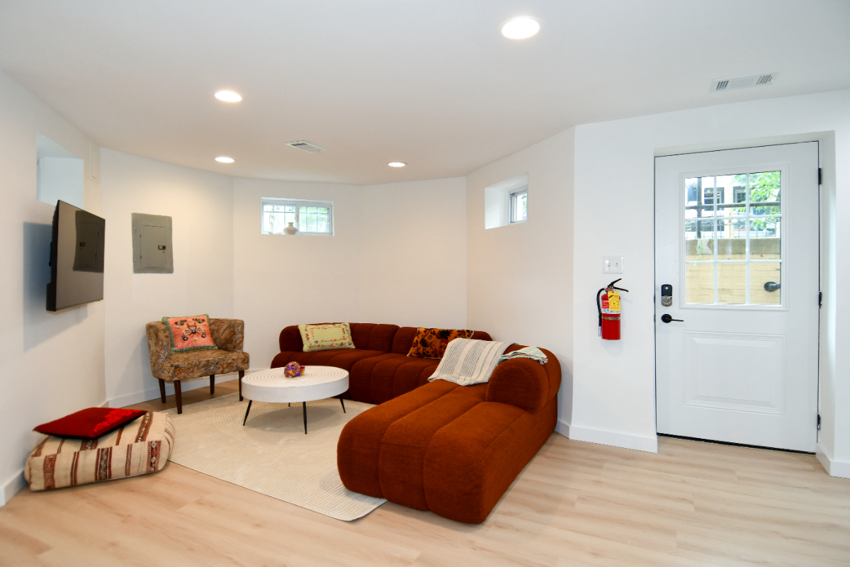 2 bedroom 2 bathroom fully separate and well-lit basement unit on H Street corridor - Photo 4