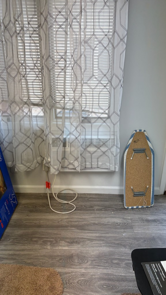 Quiet Furnished Apartment with Utilities Included in East Rockaway - Photo 7