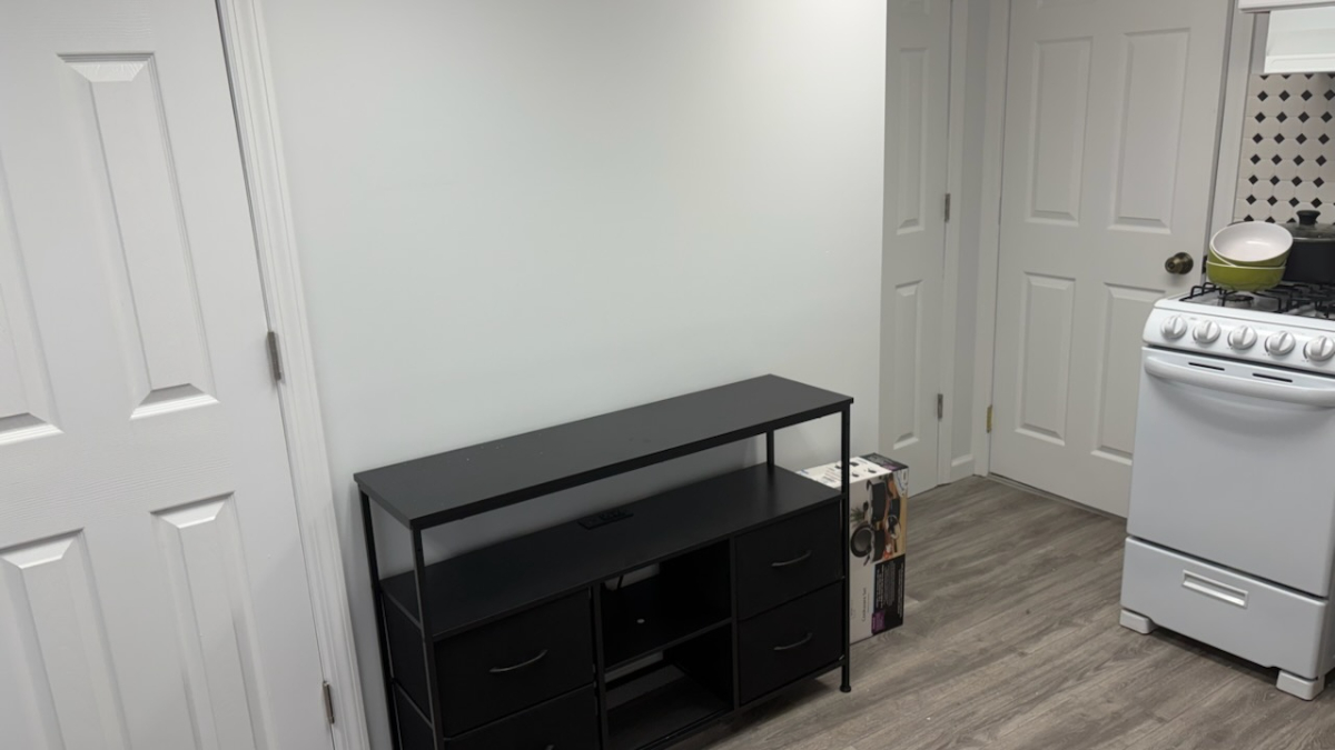 Quiet Furnished Apartment with Utilities Included in East Rockaway - Photo 3