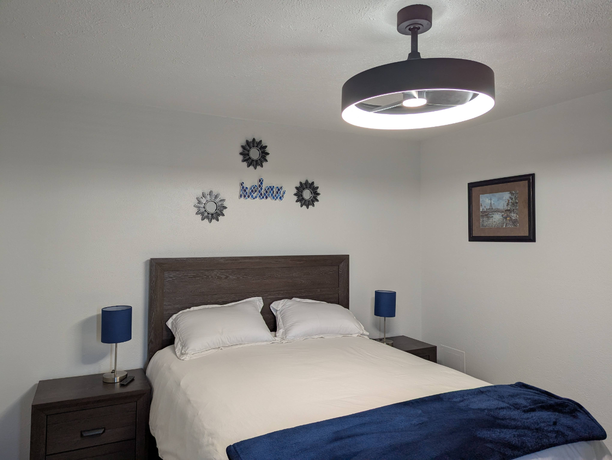 Comfort Meets Convenience - Stylish 2BR Condo with Remote Work Setup and Prime Location - Photo 4