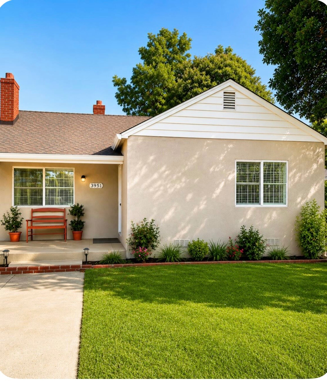 2BD/1BA Quiet and Cozy with huge private backyard