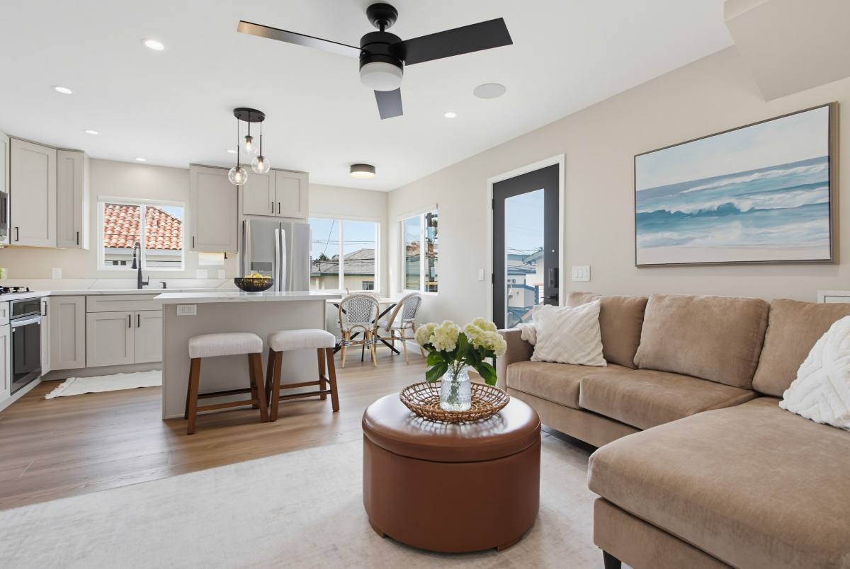 New Luxury 2BR/2BA | Ocean-View Rooftop | Walk to Beach - Photo 1