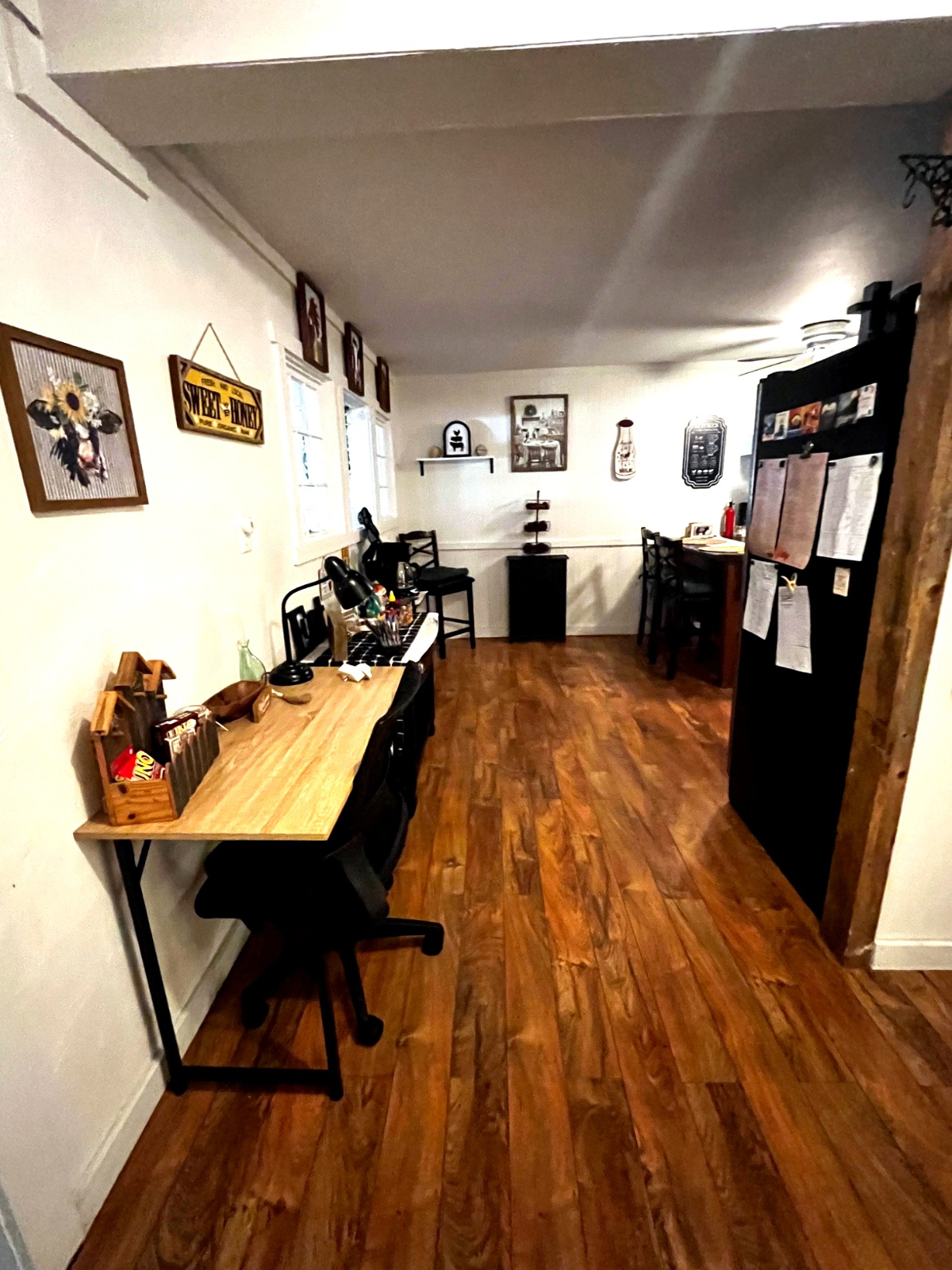 Cozy Private Studio | High-Speed WiFi | Private Entrance | Off-Street Parking | Downtown Barton - Photo 6